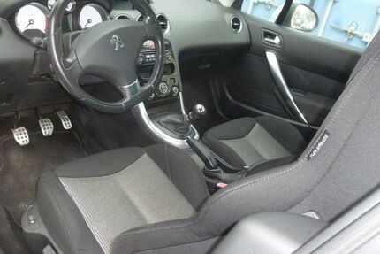 Peugeot 308 77.955 km 8.100 &euro; Rommerskirchen 41569