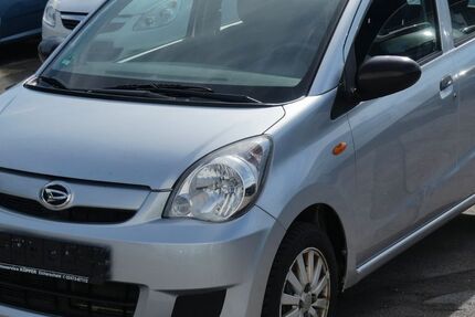 Daihatsu Cuore 164.000 km 1.999 € Leverkusen 51379