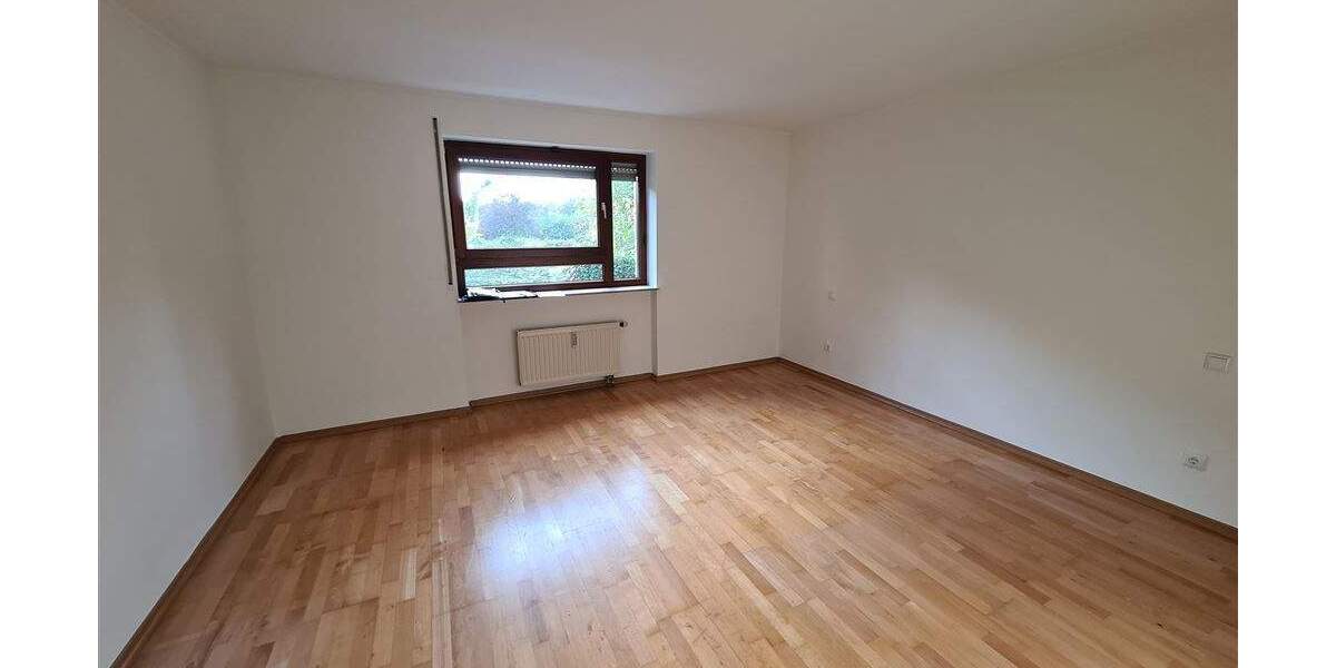Etagenwohnung Hürth Efferen - 3 Zimmer, 109 m&sup2;, 1.200&euro; | Angebot:24814908