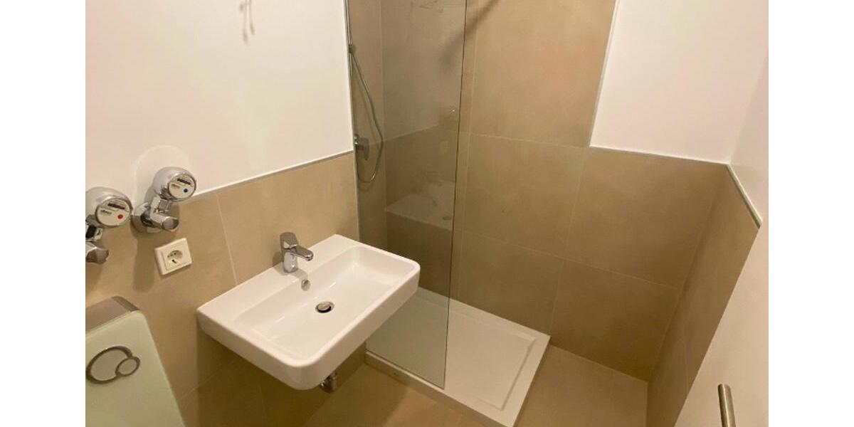 Etagenwohnung Köln Rodenkirchen - 2 Zimmer, 55 m&sup2;, 1.100&euro; | Angebot:25535336