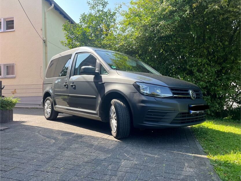 VW Caddy 72.000 km 16.700 € Remscheid 42857