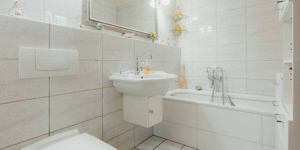 Bungalow Rösrath - 5 Zimmer, 148 m&sup2;, 575.000&euro; | Angebot:23597166