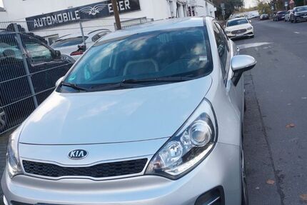 Kia Rio 189.000 km 5.499 € Köln 51143