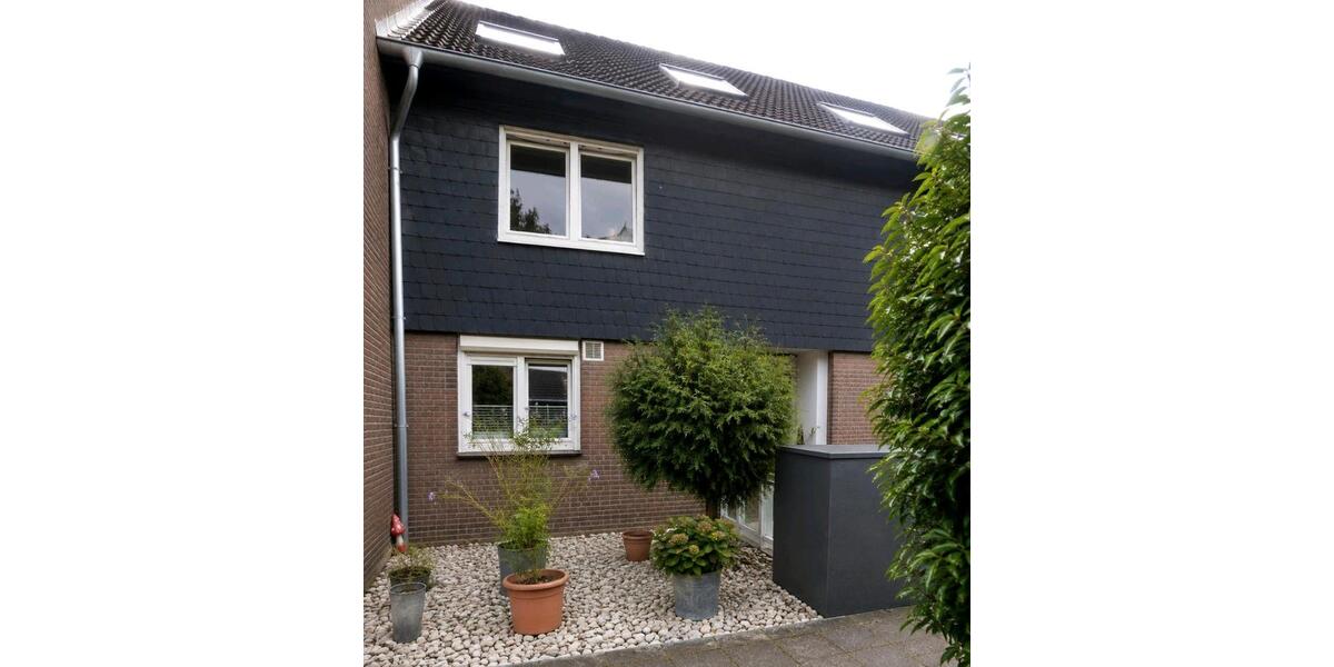 Reihenhaus Leverkusen Schlebusch - 5 Zimmer, 140 m&sup2;, 460.000&euro; | Angebot:27285829