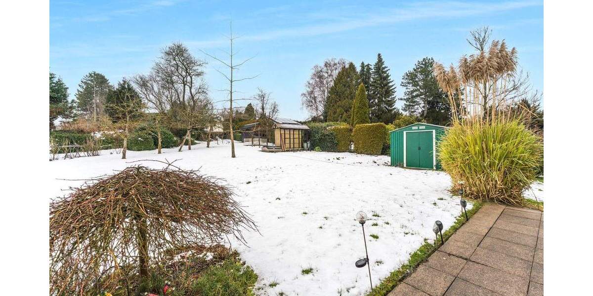 Mehrfamilienhaus, Wohnhaus Odenthal Hüttchen - 8 Zimmer, 251 m&sup2;, 399.000&euro; | Angebot:25387766