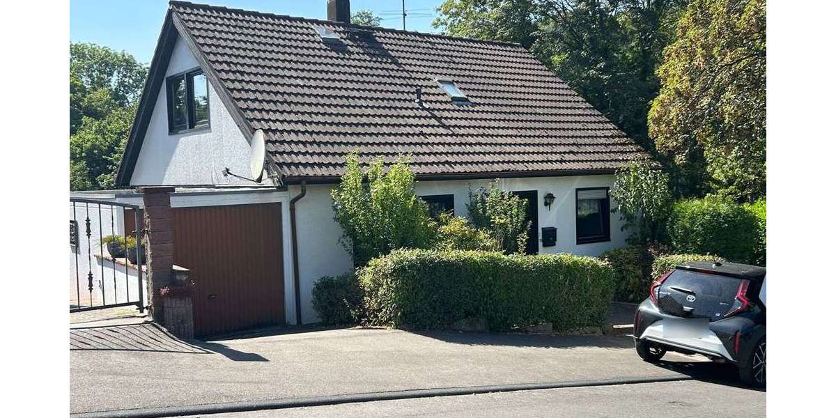 Einfamilienhaus Solingen Wald - 6 Zimmer, 156 m&sup2;, 329.000&euro; | Angebot:27341043