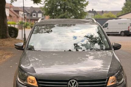 VW Touran 221.341 km 8.500 &euro; Kerpen 50169