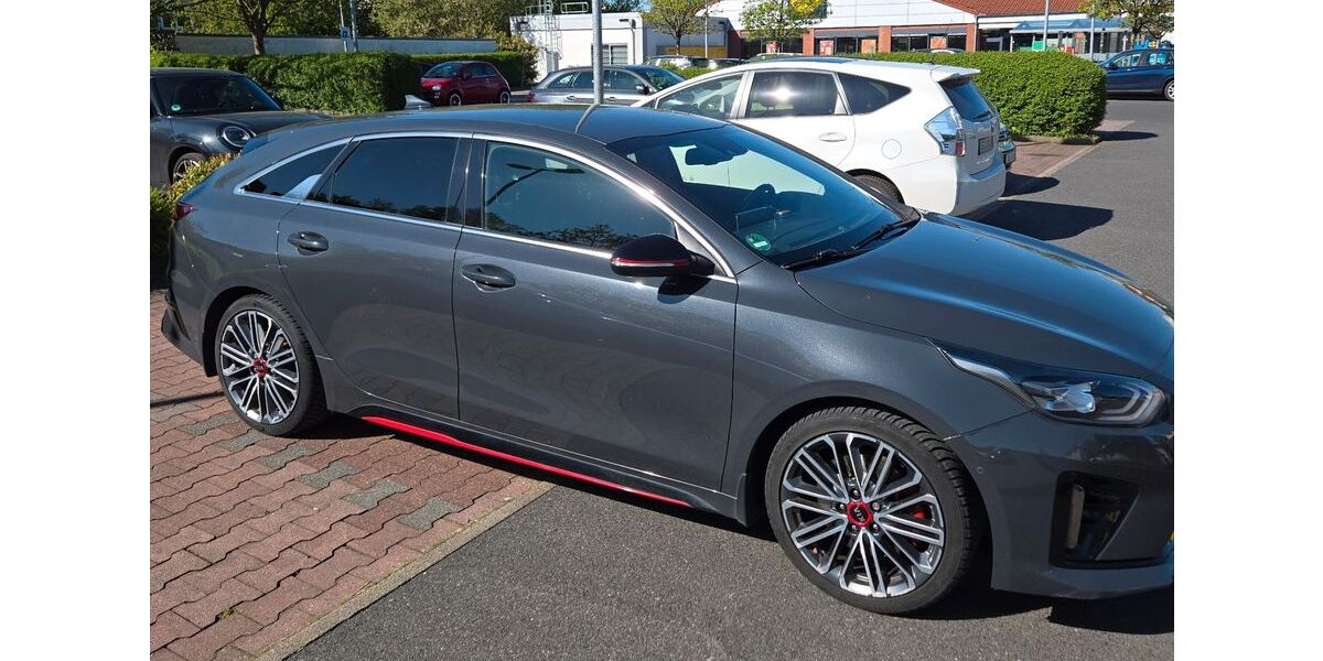 Kia pro ceed / ProCeed 87.600 km 19.700 &euro; Solingen 42697