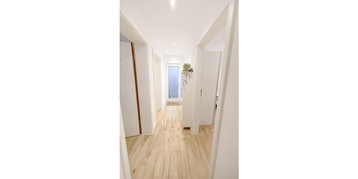 Reihenhaus Frechen - 5 Zimmer, 154 m&sup2;, 2.650&euro; | Angebot:26060513