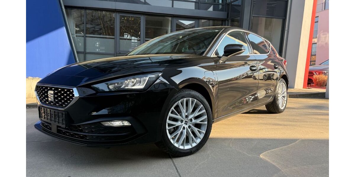 Seat Leon 70.000 km 17.490 &euro; Köln 50939