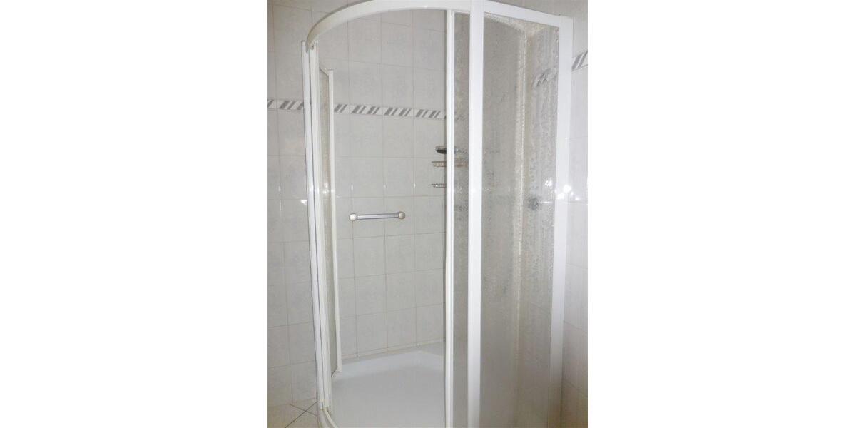 Etagenwohnung Leverkusen Bergisch Neukirchen - 3 Zimmer, 113 m&sup2;, 1.250&euro; | Angebot:24805217