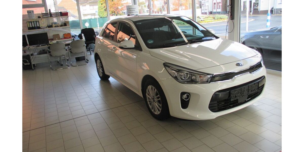 Kia Rio 82.400 km 11.490 € Langenfeld 40764