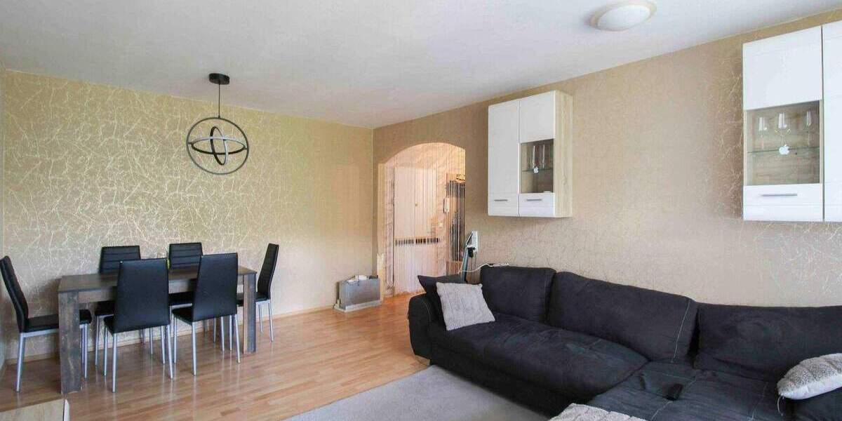 Etagenwohnung Bergheim Ahe - 3 Zimmer, 71 m&sup2;, 78.000&euro; | Angebot:25735587