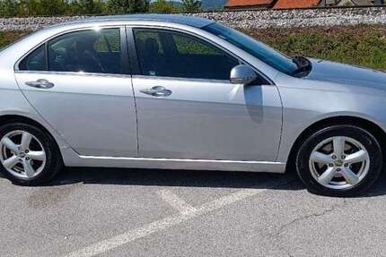 Honda Accord 393.000 km 2.100 &euro; Lövenich (Köln) 50859