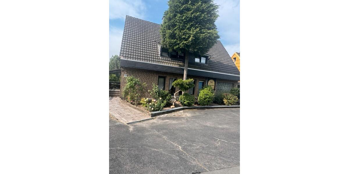Etagenwohnung Langenfeld (Rheinland) - 2 Zimmer, 596 m&sup2;, 1.600.000&euro; | Angebot:27081290