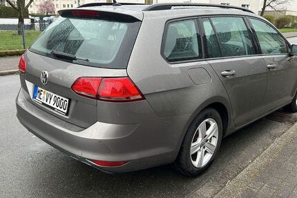 VW Golf 128.000 km 11.900 &euro; Monheim 40789