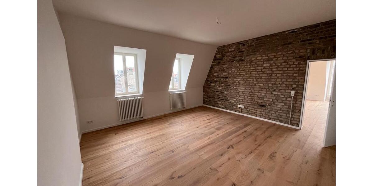 Maisonettenwohnung Köln Ehrenfeld - 3 Zimmer, 102 m&sup2;, 2.080&euro; | Angebot:26322753