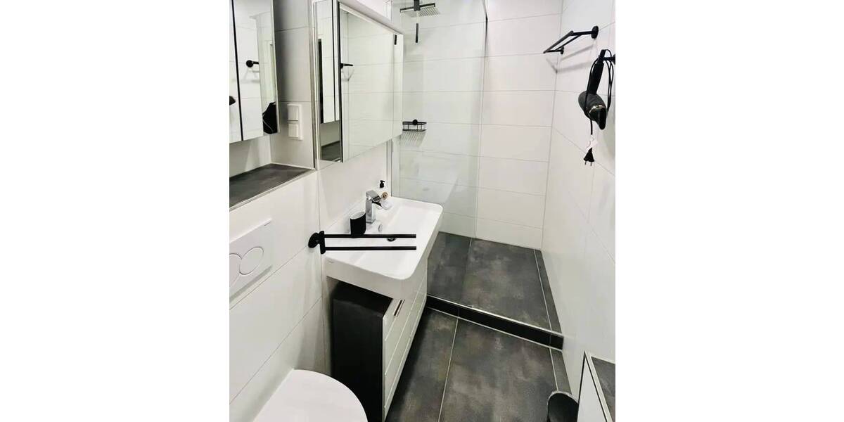 Etagenwohnung Köln Zollstock - 2 Zimmer, 47 m&sup2;, 752&euro; | Angebot:26306464