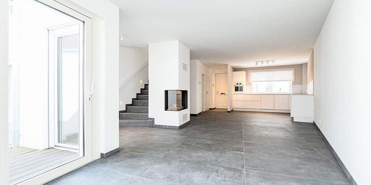 Etagenwohnung Hilden - 3 Zimmer, 122 m&sup2;, 2.340&euro; | Angebot:23958866