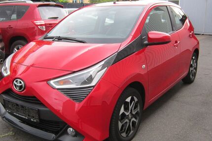 Toyota Aygo (X) 59.900 km 12.490 € Köln 51105