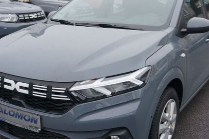 Dacia Sandero 26.030 km 13.980 € Solingen 42651