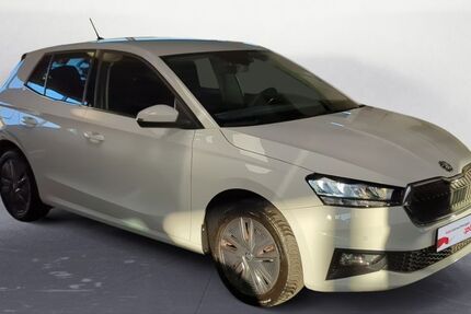 Skoda Fabia 25.456 km 17.480 &euro; Hilden 40721