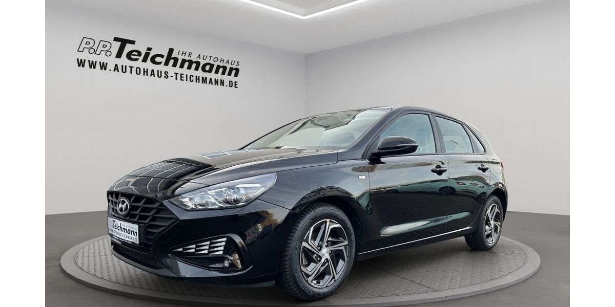 Hyundai i30 96.957 km 15.990 &euro; Dormagen 41540