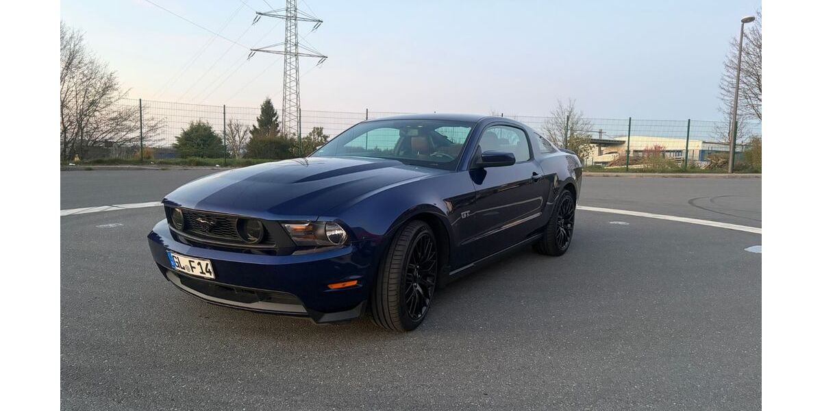 Ford Mustang 70.000 km 22.900 &euro; Wermelskirchen 42929