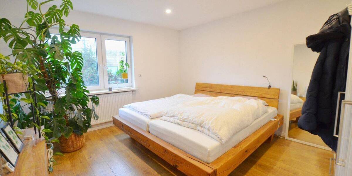 Etagenwohnung Troisdorf Spich - 4 Zimmer, 100 m&sup2;, 1.295&euro; | Angebot:26236530