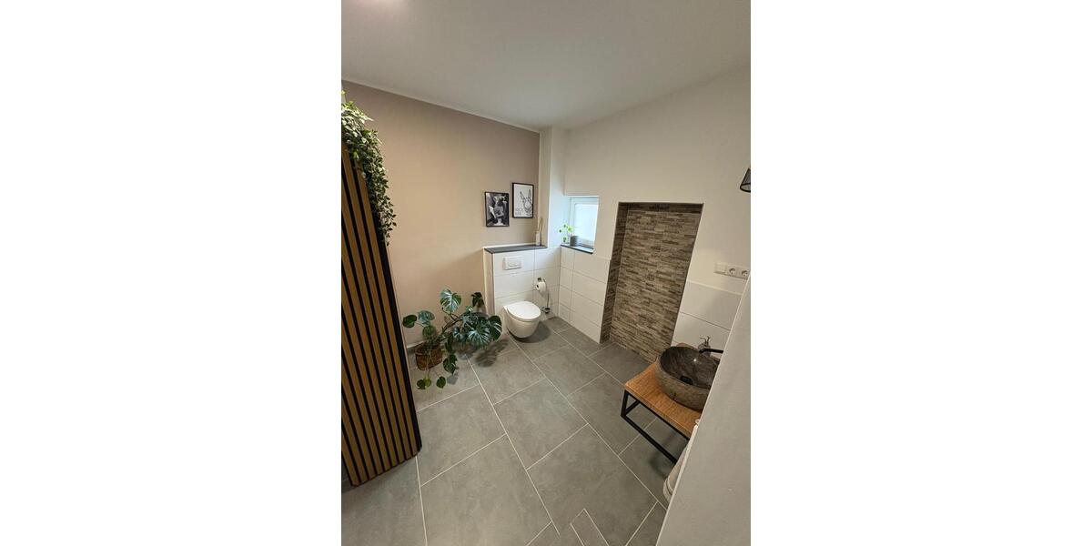 Einfamilienhaus Bedburg - 9 Zimmer, 220 m&sup2;, 550.000&euro; | Angebot:26283782