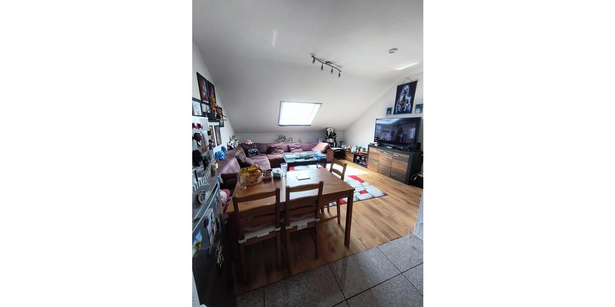 Dachgeschoßwohnung Dormagen Hackenbroich - 2 Zimmer, 62 m&sup2;, 850&euro; | Angebot:26327084