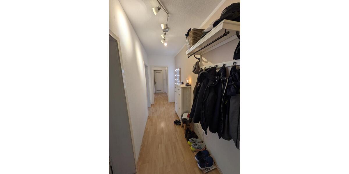 Etagenwohnung Köln Lindenthal - 3 Zimmer, 75 m&sup2;, 1.400&euro; | Angebot:25448235