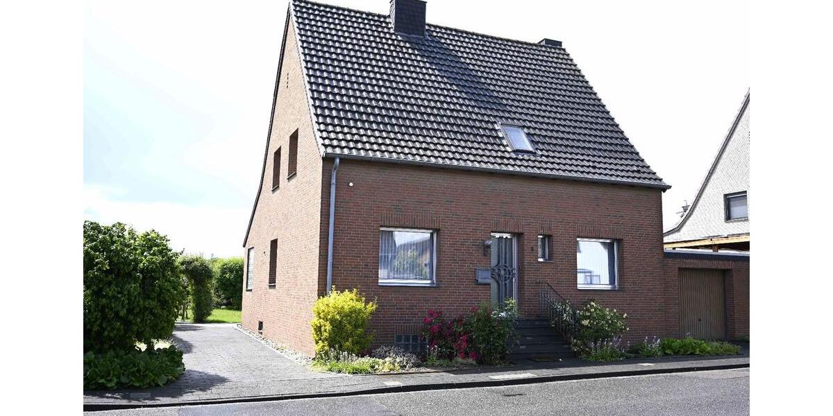 Einfamilienhaus Rommerskirchen - 7 Zimmer, 166 m&sup2;, 485.000&euro; | Angebot:26619328
