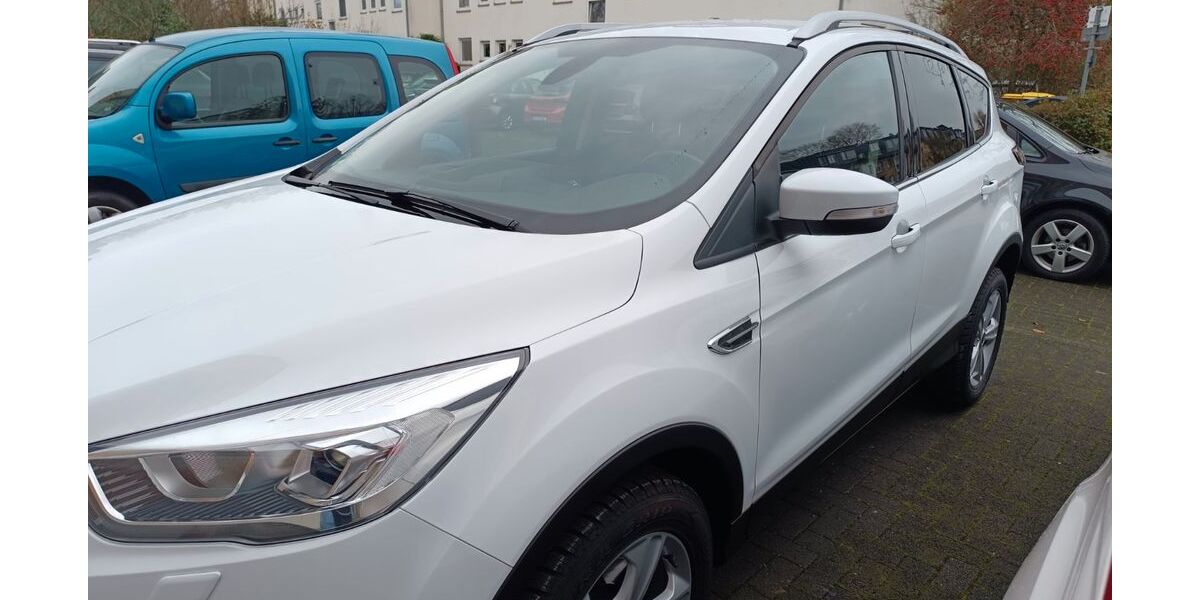 Ford Kuga 78.000 km 15.200 &euro; Köln 50739