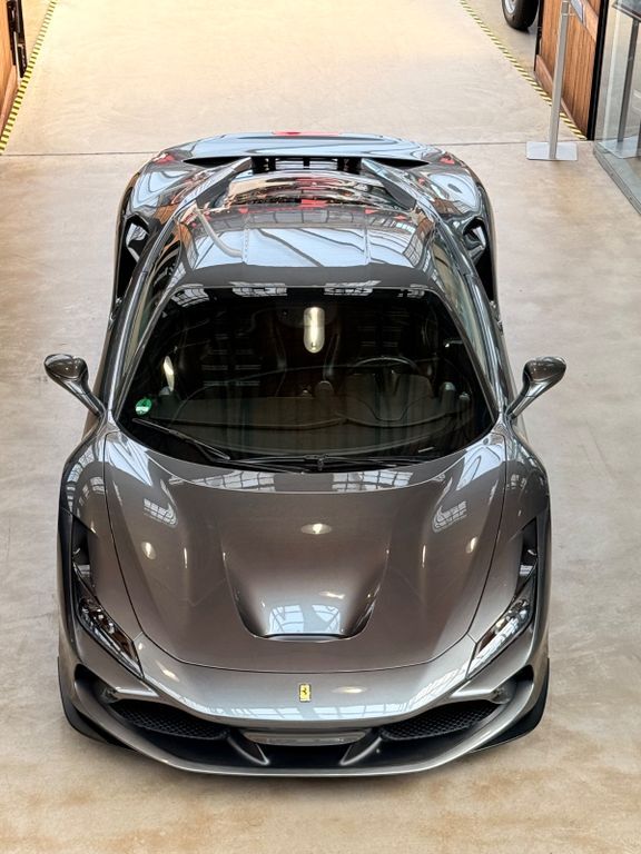 F8