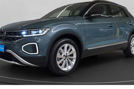 VW T-Roc 6.772 km 27.990 € Köln 50968