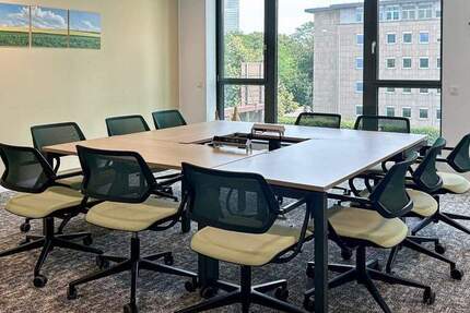 Großraumbüros für 10 Personen in Regus Colonius Carré zimmer