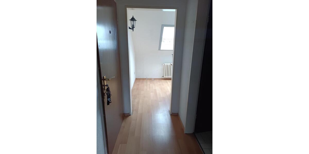 Dachgeschoßwohnung Köln Porz - 1 Zimmer, 37 m&sup2;, 450&euro; | Angebot:26612544