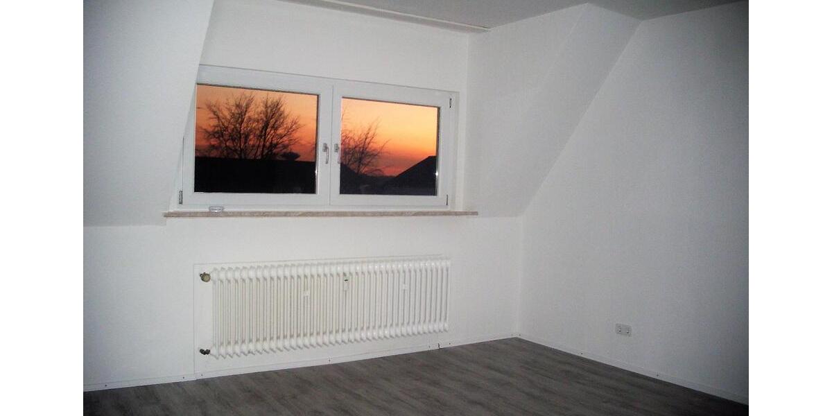 Renoviertes WG-Zimmer, ruhig, zentral, gute Verkehrsanbindung 1 zimmer