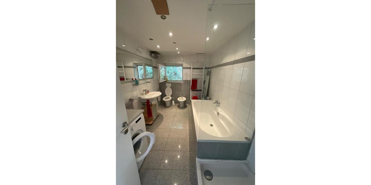 Einfamilienhaus Köln Mülheim - 12 Zimmer, 270 m&sup2;, 740.000&euro; | Angebot:27142608
