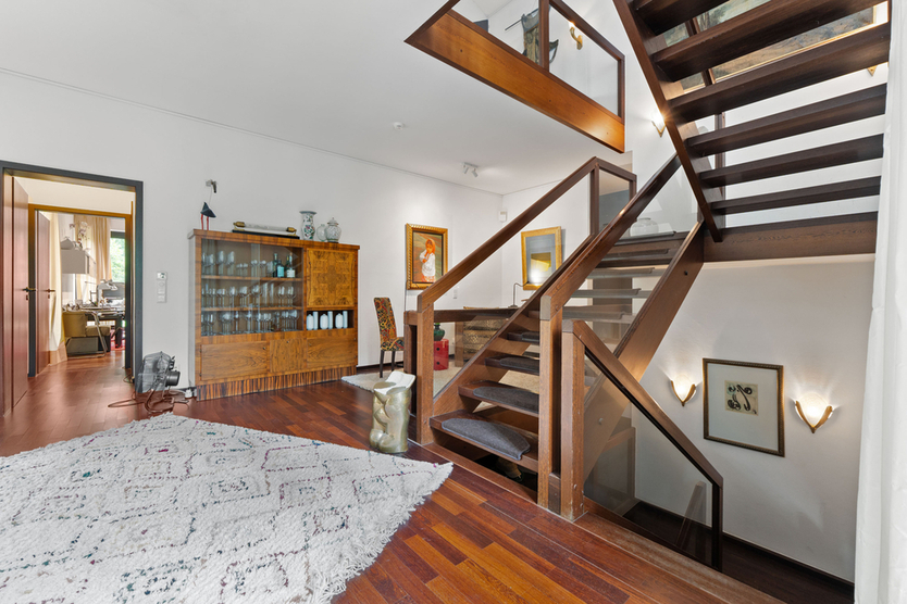 Hochwertiges, flexibel nutzbares Architektenhaus mit EinliegerWohnung und Traumgarten in begehrter Lage von Bonn-Röttgen