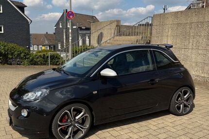 Opel Adam 93.000 km 9.999 &euro; Wermelskirchen 42929