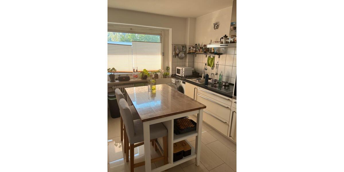 Etagenwohnung Köln Nippes - 2 Zimmer, 62 m&sup2;, 285.000&euro; | Angebot:27071944