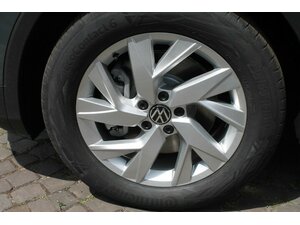 VW Tiguan 2,0 TDi 4-Mo DSG Navi AHK SOFORT !! 30 km 43.300 € Bonn 53225