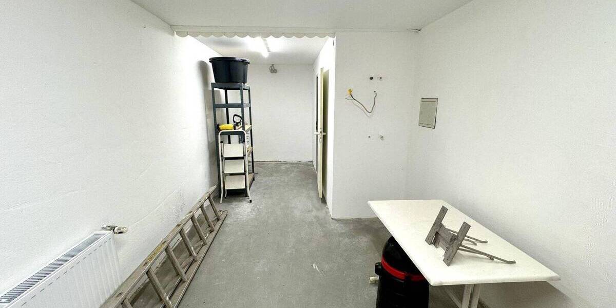 Großes Einfamilienhaus mit Einliegerwohnung in Leverkusen - Quettingen 6 zimmer