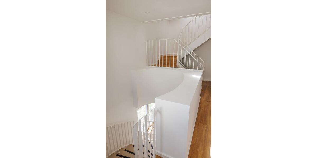 Luxuriös saniertes Einfamilienhaus mit Atelier & großem Garten zimmer