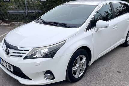 Toyota Avensis 161.500 km 8.400 € Neuss 41472