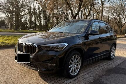 BMW X1 33.500 km 24.900 &euro; Koln 51069
