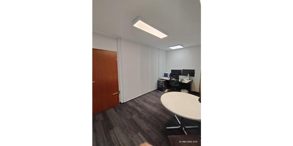 Köln-Ehrenfeld (Bickendorf) U-Bahn-Haltestelle Akazienweg freitragende Lagerhalle mit Büro und Ausstellungsfläche (ca. 850 m²) + Außenfläche - Gewerbeobjekt Köln Ehrenfeld | Angebot:26794414