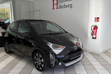 Toyota Aygo (X) 49.270 km 11.990 &euro; Siegburg 53721